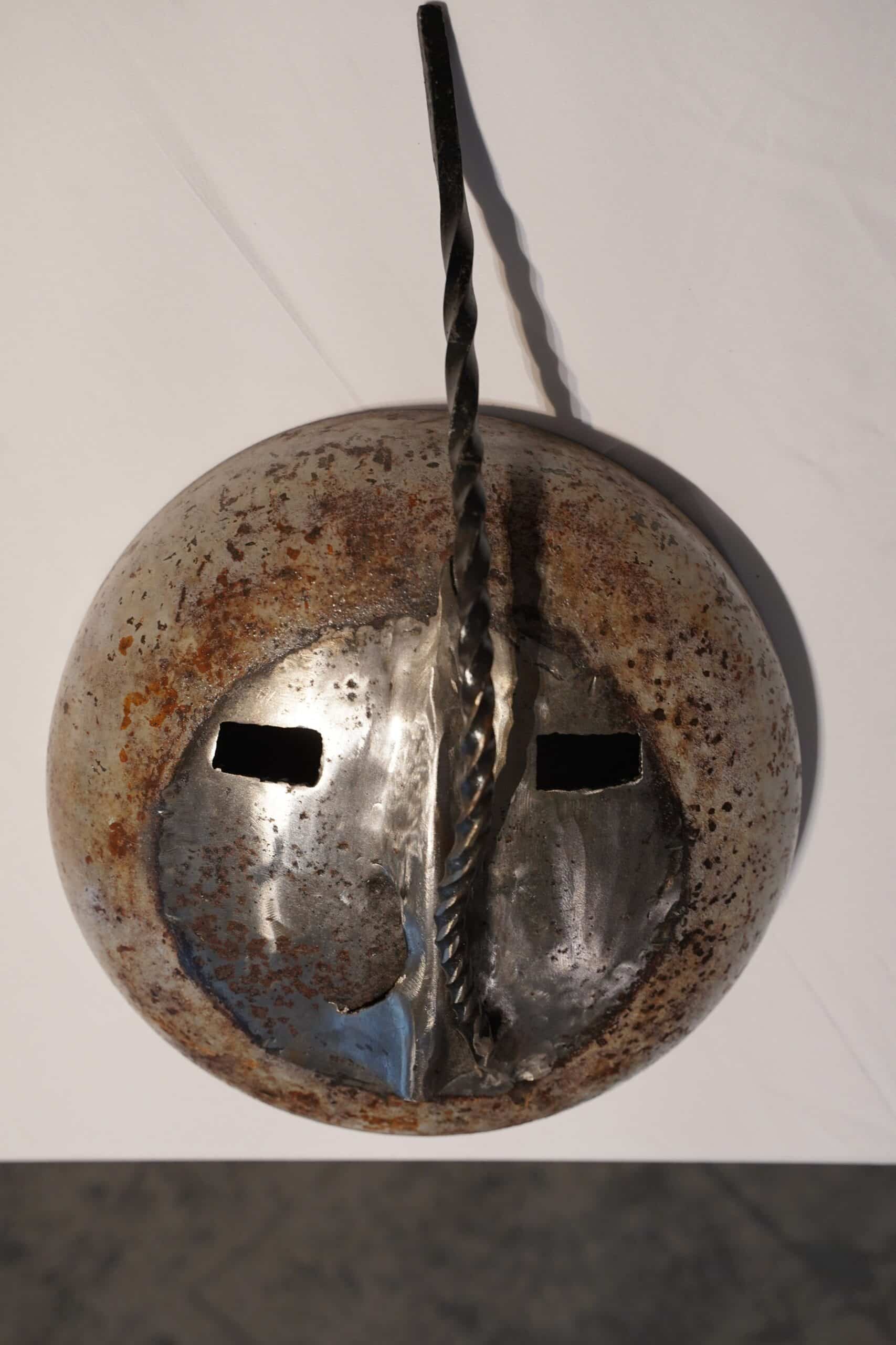 Kamil Peters steel sculpture